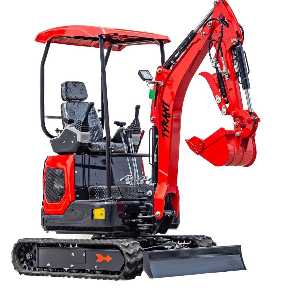 Mini excavator 1-2 ton working on site
